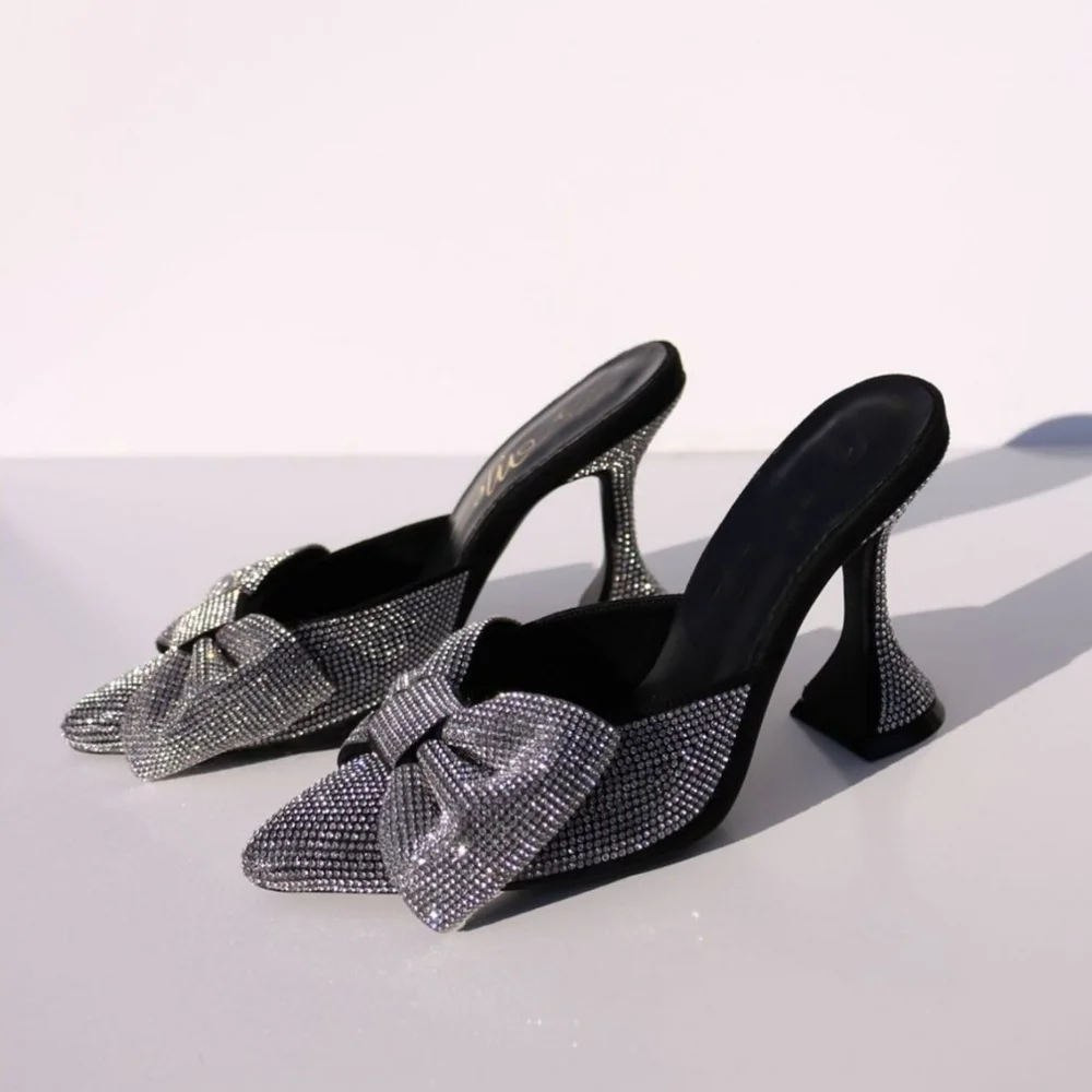 Just In DIAMOND BOW BACKLESS HEELS - Picture 2 of 2